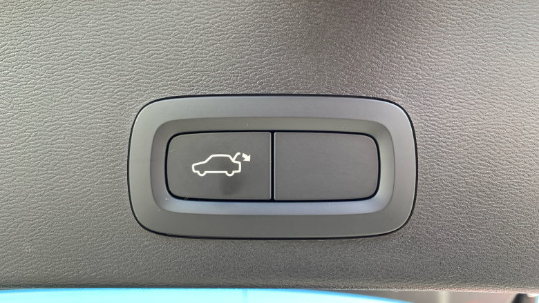 Volvo Xc40 1.5 T3 [163] Inscription Pro 5dr Geartronic Petrol Estate